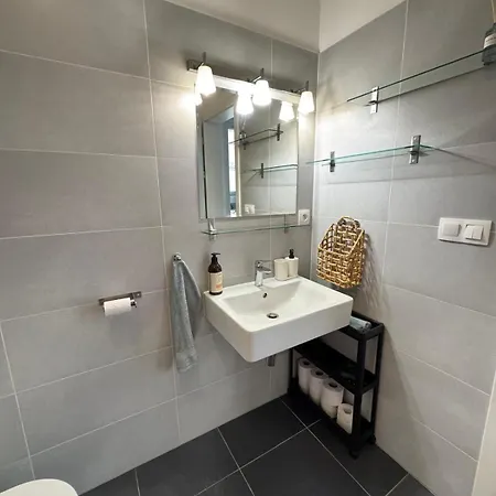 Terrace Apartman Visek Prague Exterior photo
